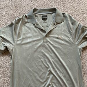 Greg Norman play dry shirt.